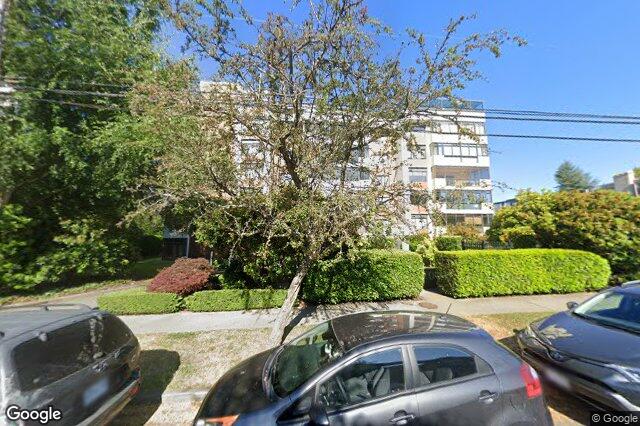 Street view of 405 – 420 Linden Ave, Victoria