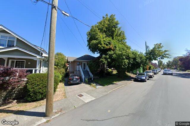 Street view of 435 Richmond Ave, Victoria