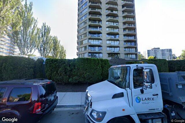 Street view of 401 – 620 Toronto St, Victoria
