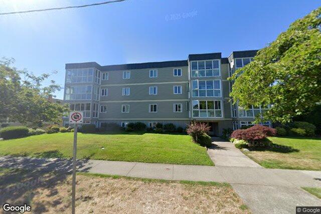 Street view of 203 – 1035 Southgate St, Victoria