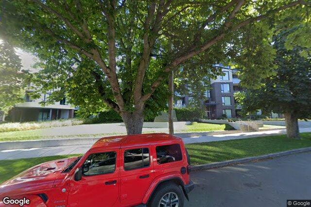 Street view of 101 – 550 Michigan St, Victoria