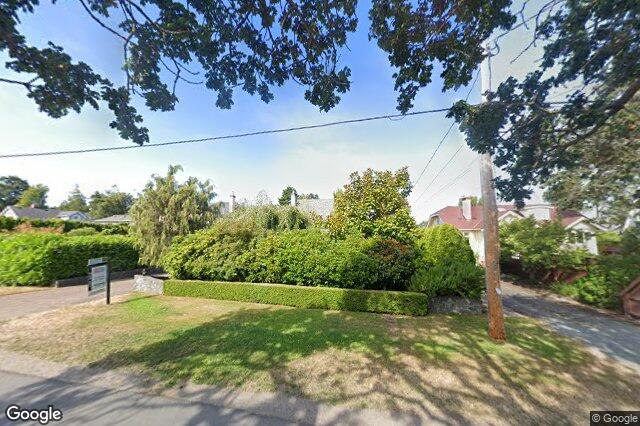 Street view of 750 Island Rd, Oak Bay