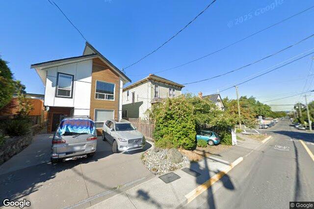 Street view of 311 Simcoe St, Victoria
