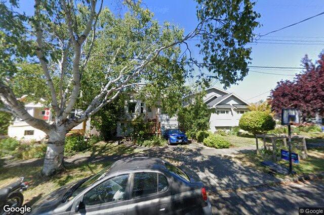 Street view of 636 Cornwall St, Victoria