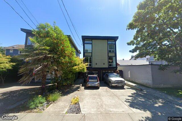 Street view of 117 St. Lawrence St, Victoria