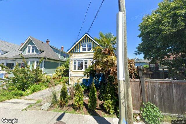 Street view of 146 Simcoe St, Victoria