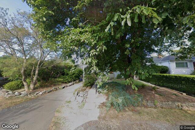 Street view of 1020 Falkland Rd, Oak Bay