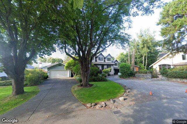 Street view of 2105 Windsor Rd, Oak Bay