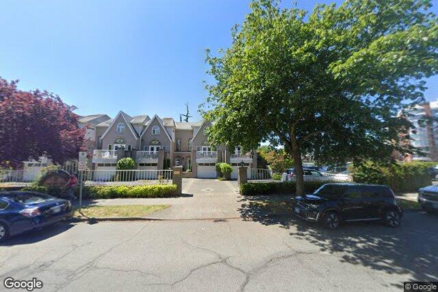 Street view of 207 Quebec St, Victoria