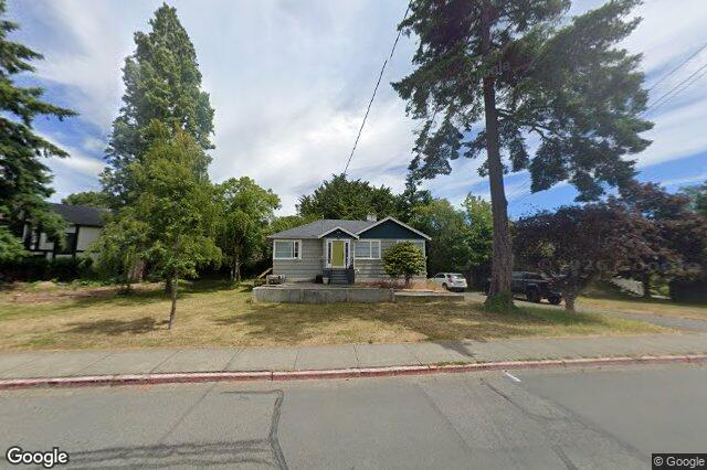 Street view of 1170 Munro St, Esquimalt