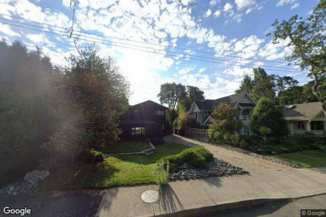 Street view of 1217 Hewlett Pl, Oak Bay