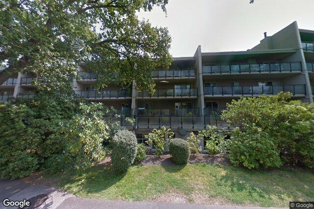 Street view of 205 – 1419 Stadacona Ave, Victoria