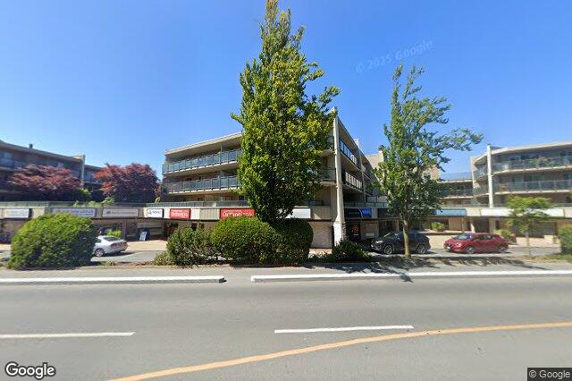 Street view of 212 – 1419 Stadacona Ave, Victoria