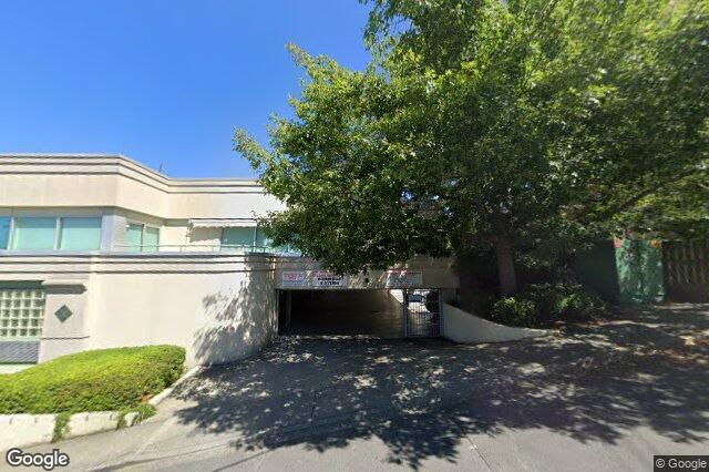 Street view of 303 & 304 – 1625 Oak Bay Ave, Victoria
