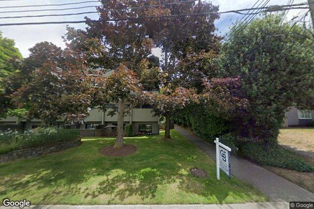 Street view of 16 – 477 Lampson St, Esquimalt