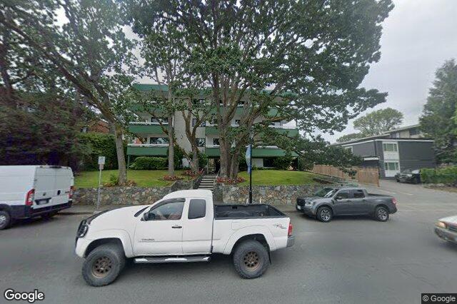 Street view of 303 – 2095 Oak Bay Ave, Oak Bay