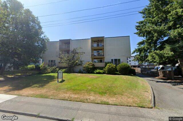 Street view of 1520 Richmond Ave, Victoria