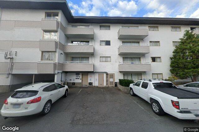 Street view of 1670 Fort St, Victoria