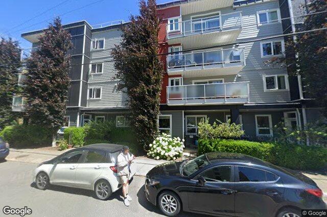 Street view of 304 – 1315 Esquimalt Rd, Esquimalt