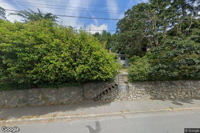 Street view of 209 – 1020 Esquimalt Rd, Esquimalt