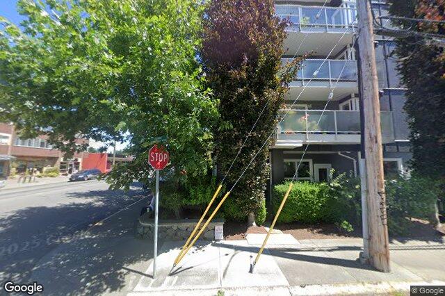 Street view of 305 – 1315 Esquimalt Rd, Esquimalt
