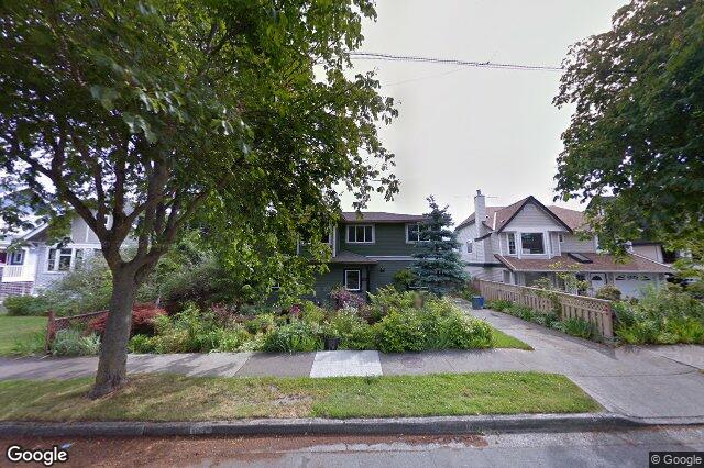 Street view of 1833 Chestnut St, Victoria