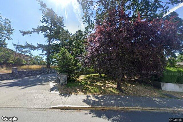 Street view of 3 – 849 Dunsmuir Rd, Esquimalt