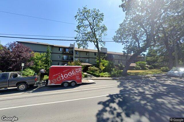 Street view of 314 – 1655 Begbie St, Victoria