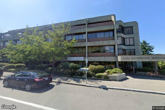 Street view of 402 – 2020 Richmond Ave, Victoria