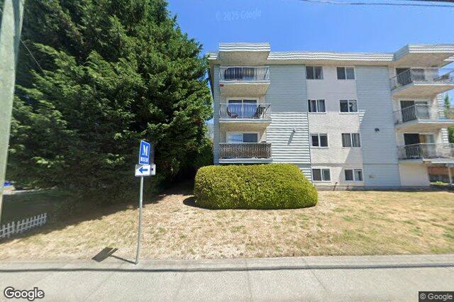 Street view of 203 – 625 Admirals Rd, Esquimalt