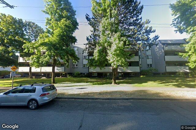 Street view of 111 – 909 Pembroke St, Victoria