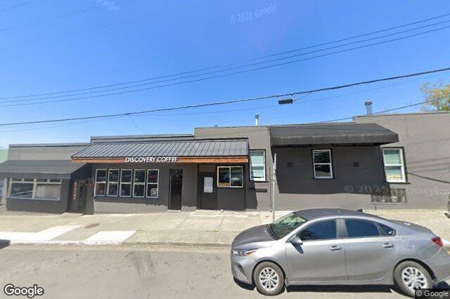 Street view of 656A – 2000 Douglas St, Victoria