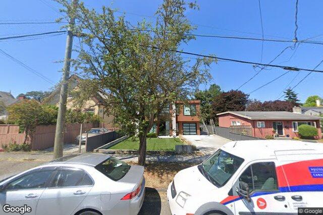 Street view of 2318 Shakespeare St, Victoria