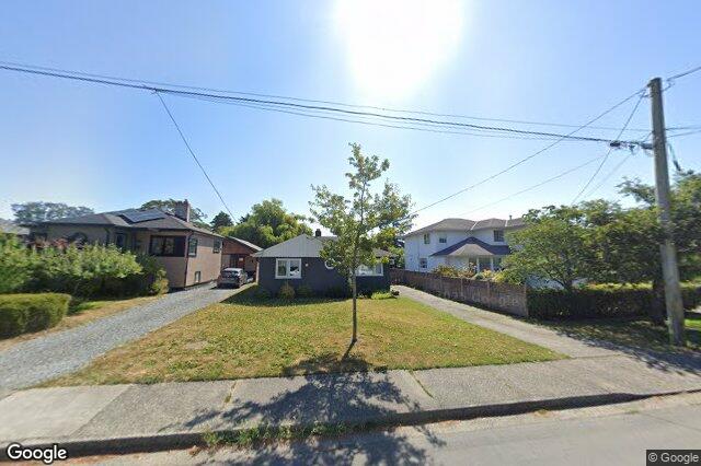 Street view of 2519 Roseberry Ave, Victoria