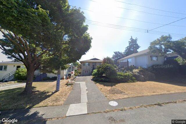 Street view of 2555 Victor St, Victoria