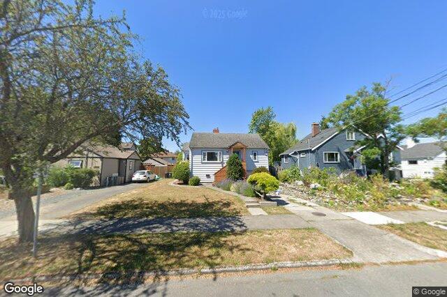 Street view of 2530 Blackwood St, Victoria