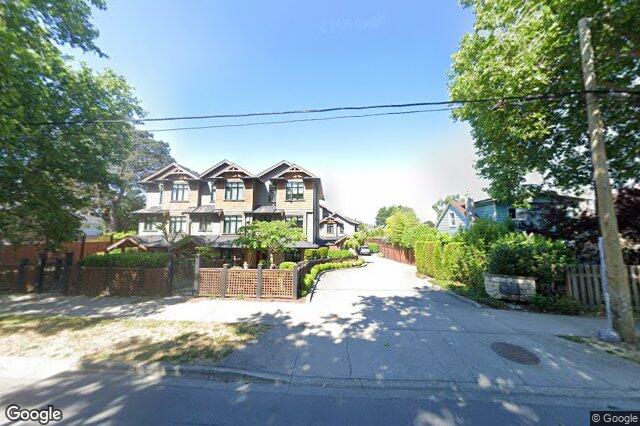 Street view of 4 – 2622 Shelbourne St, Victoria