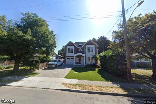 Street view of 2639 Victor St, Victoria