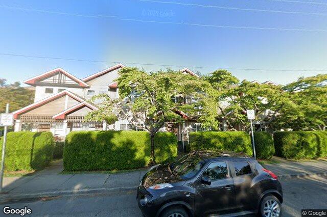Street view of 2560 Cadboro Bay Rd, Oak Bay