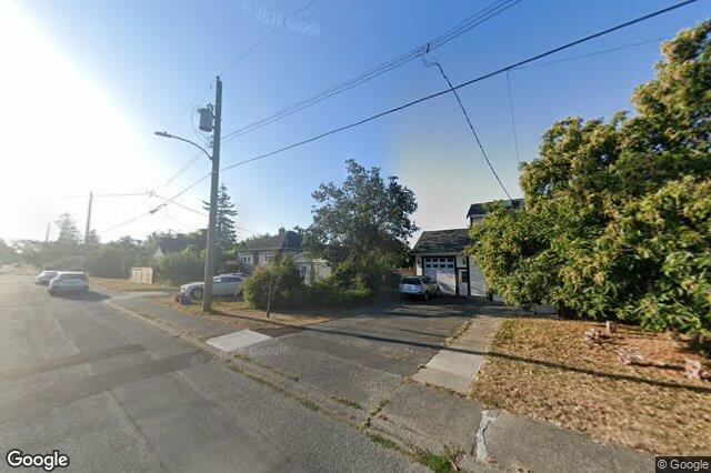 Street view of 1972 Kings Rd, Saanich