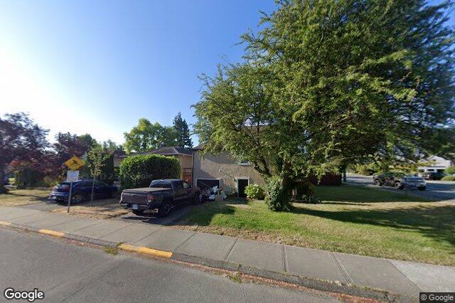 Street view of 2023 Carnarvon St, Oak Bay