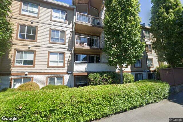 Street view of 201 – 1055 Hillside Ave, Victoria
