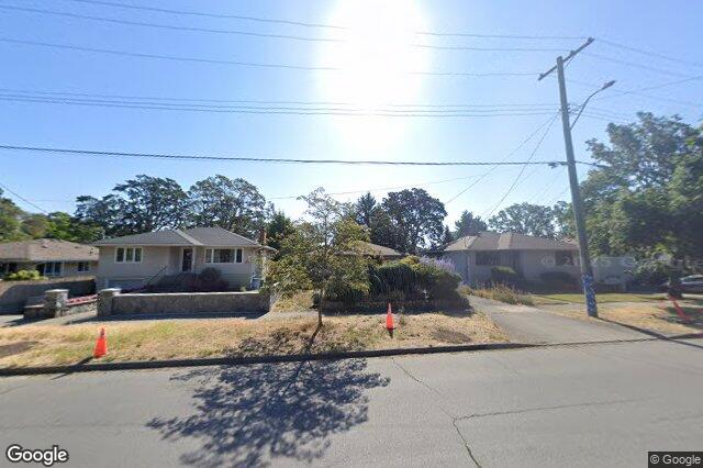 Street view of 2765 Fernwood Rd, Victoria