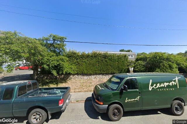 Street view of 926 Market St, Victoria