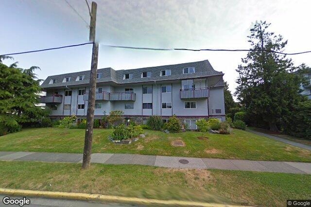 Street view of 4 – 840 Craigflower Rd, Esquimalt