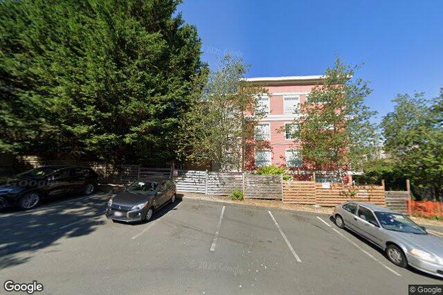 Street view of 211 – 1371 Hillside Ave, Victoria