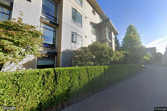 Street view of 306 – 330 Waterfront Cres, Victoria