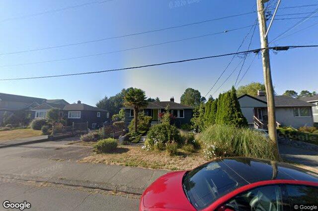 Street view of 2047 Neil St, Oak Bay