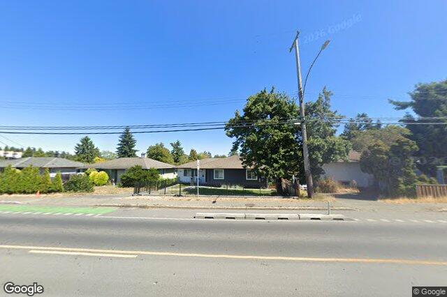 Street view of 1021 Tillicum Rd, Esquimalt
