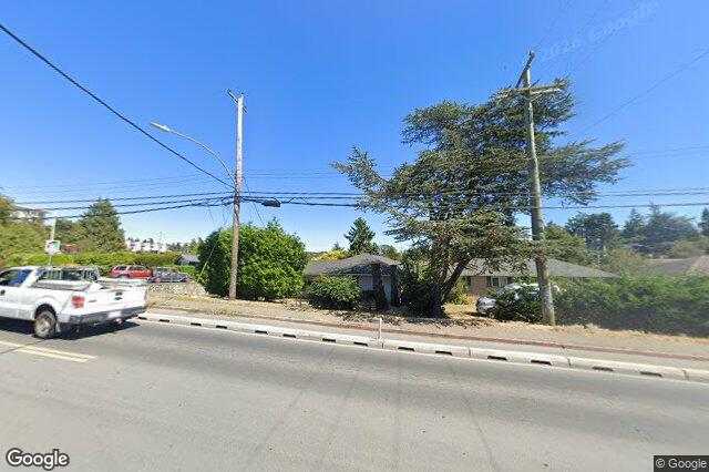 Street view of 207 – 1075 Tillicum Rd, Esquimalt